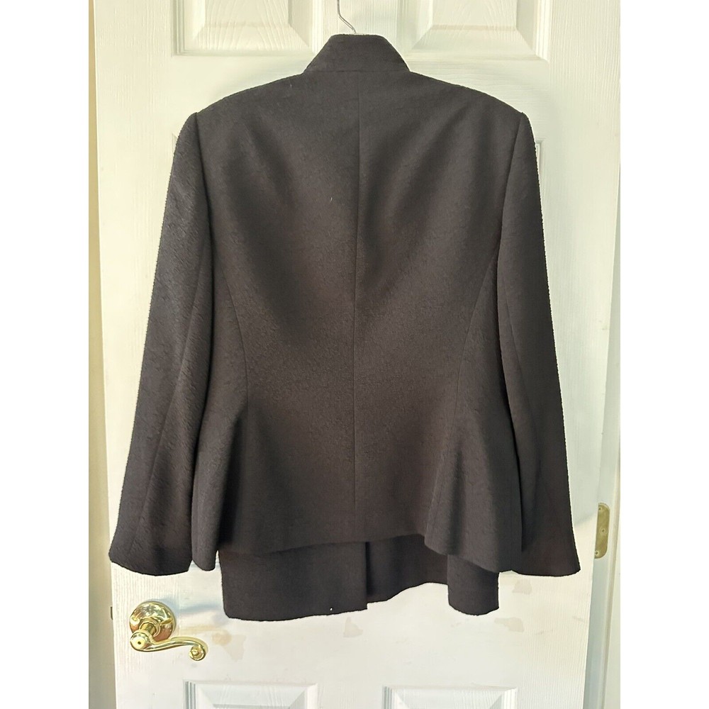 Kasper Black Crepe Suit Jacket and Skirt, Size 10P - Picture 4 of 10